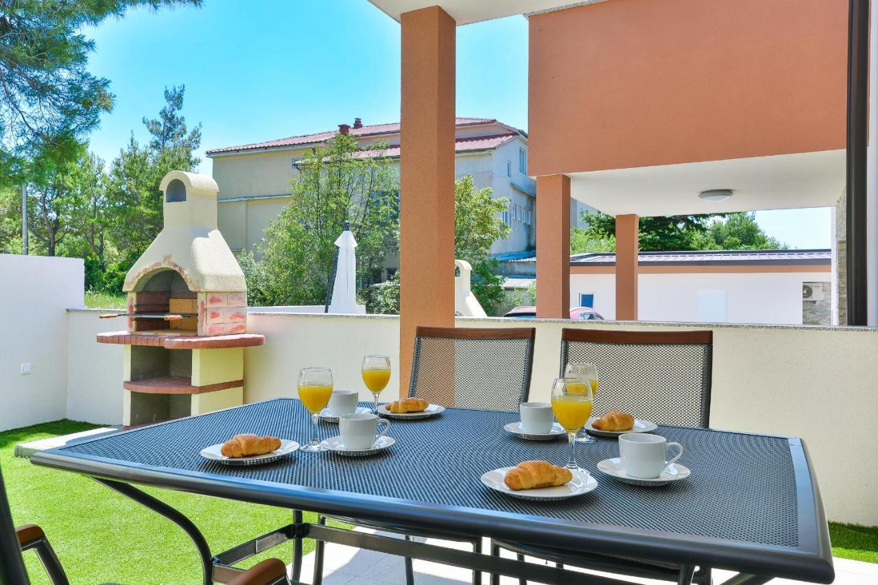 Cascada Villas With Private Jacuzzi And Private Parking Stari Grad Kültér fotó